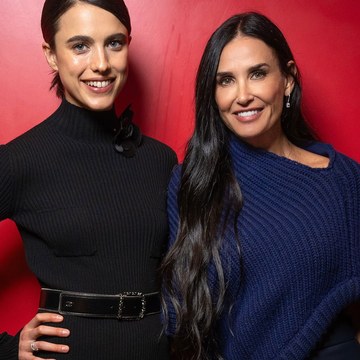 Demi Moore - Magazine and Candid Shoots Collection in demimoore_3445440383045768487.jpg - hidden celebrity photo